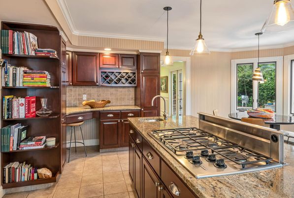 Interior, Kitchen, Pendant Lights, Stainless Steel Appliances