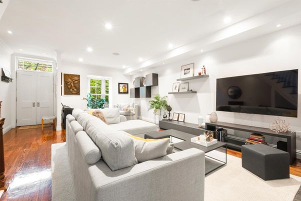 Interior, Living room, Recessed Lighting, Wood Texture Flooring