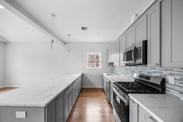 Interior, Kitchen, Pendant Lights, Recessed Lighting, Wood Texture Flooring