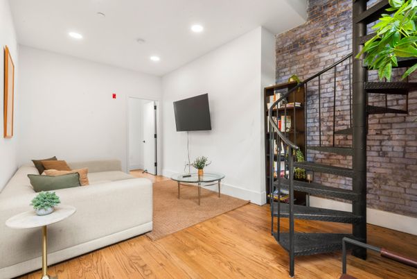 Interior, Living room, Recessed Lighting, Stone Walls, Wood Texture Flooring