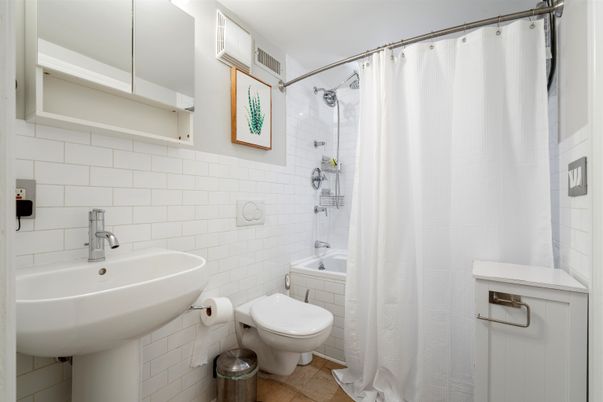 Bathroom, Interior