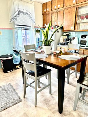 Dining room, Interior