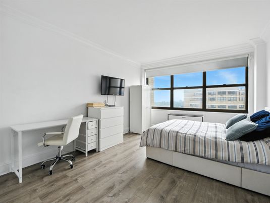 Bedroom, Home Office, Interior, Water, Wood Texture Flooring