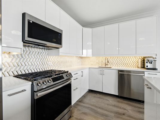 Interior, Kitchen, Stainless Steel Appliances, Wood Texture Flooring
