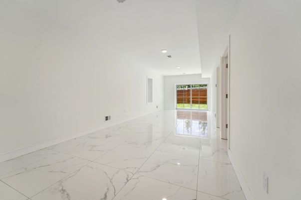 Empty room, Interior, Marble, Recessed Lighting