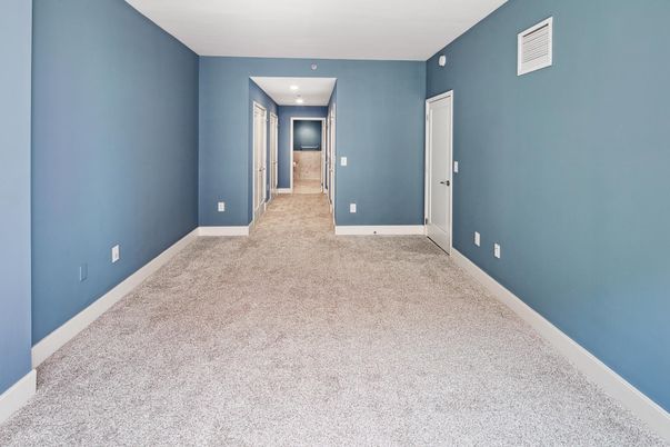 Empty room, Interior, Recessed Lighting