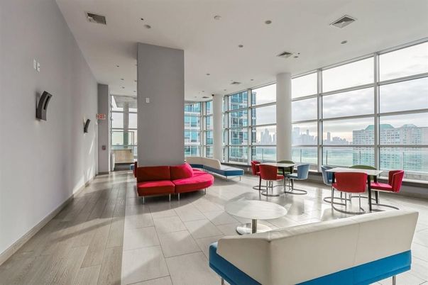 Interior, Living room, Recessed Lighting, Water