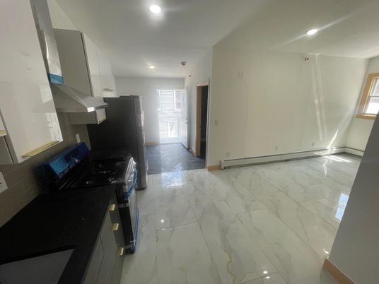 Interior, Kitchen, Marble, Recessed Lighting