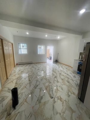 Empty room, Interior, Marble, Recessed Lighting