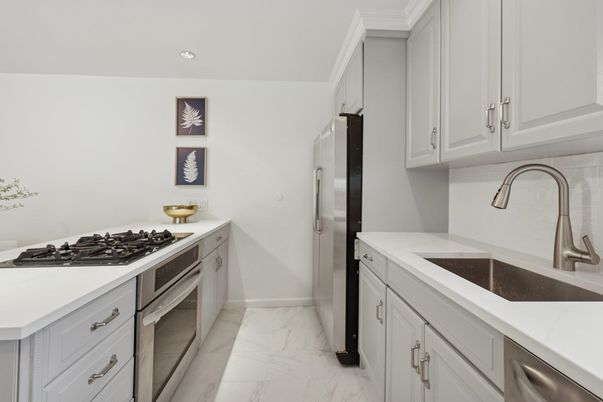 Interior, Kitchen, Marble, Recessed Lighting