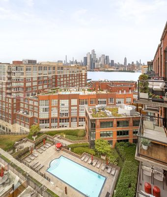 Exterior, Pool, Skyline