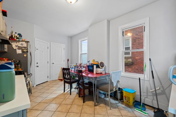 Dining room, Interior