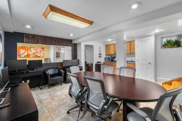 Dining room, Interior, Kitchen, Recessed Lighting