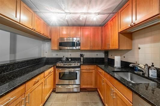 Interior, Kitchen, Stainless Steel Appliances