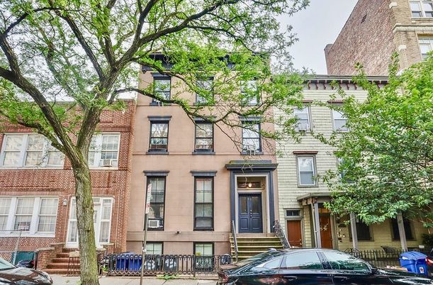 Exterior, Facade, Brick Facade, Rowhouse