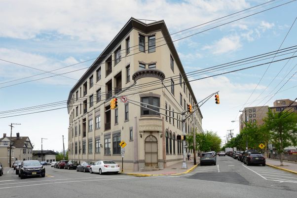 Exterior, Facade, Condo Building