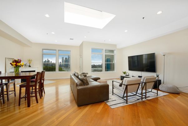 Dining room, Interior, Living room, Recessed Lighting, Wood Texture Flooring