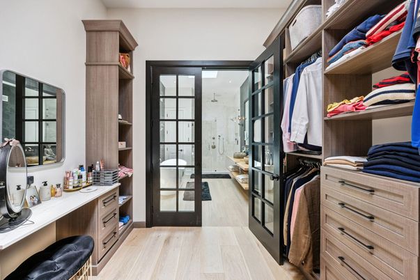 Interior, Walk-in Closets, Wood Texture Flooring