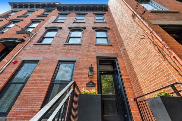 Exterior, Facade, Brick Facade, Rowhouse