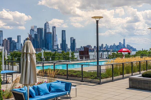 Water, Exterior, Pool, Other, Skyline