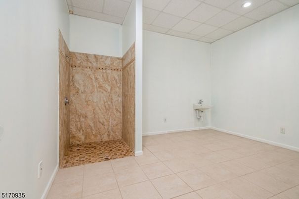 Bathroom, Empty room, Interior, Recessed Lighting