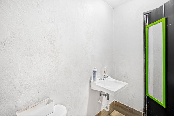 DE Listing image placeholder