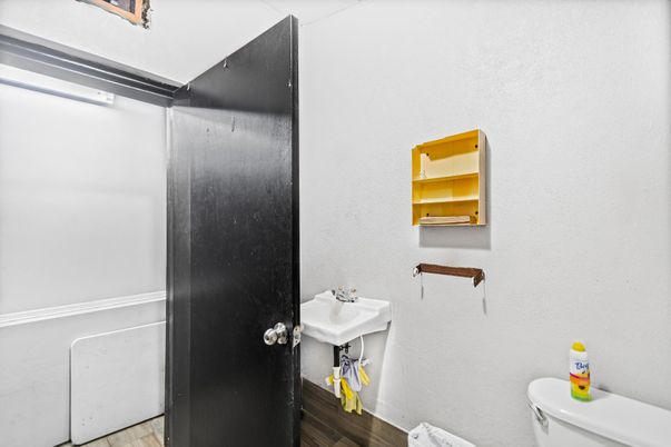 DE Listing image placeholder