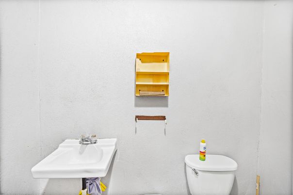 DE Listing image placeholder