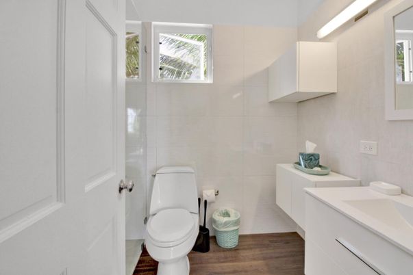 DE Listing image placeholder