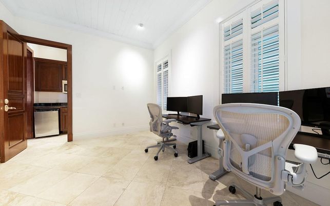 DE Listing image placeholder