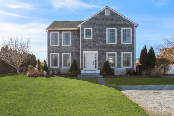 Exterior, Facade, Brick Traditional