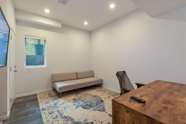 Interior, Recessed Lighting, Wood Texture Flooring