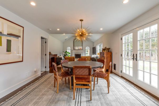 Dining room, Fireplace, Interior, Pendant Lights, Recessed Lighting