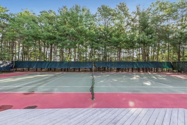 Exterior, Tennis Courts