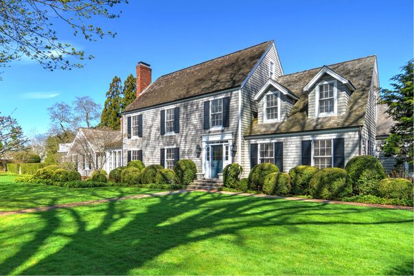 Exterior, Facade, Cape Cod