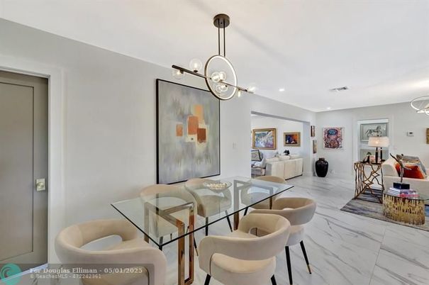Dining room, Interior, Living room, Marble, Pendant Lights, Recessed Lighting