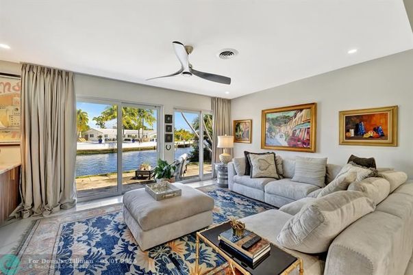 Interior, Living room, Recessed Lighting, Water