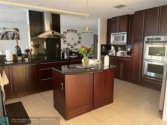 Interior, Kitchen, Pendant Lights, Recessed Lighting, Stainless Steel Appliances