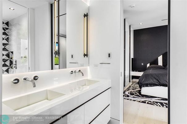 Bathroom, Bedroom, Interior, Recessed Lighting, Wood Texture Flooring