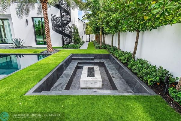 Backyard, Exterior, Pool