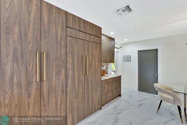 Dining room, Interior, Marble, Pendant Lights, Recessed Lighting