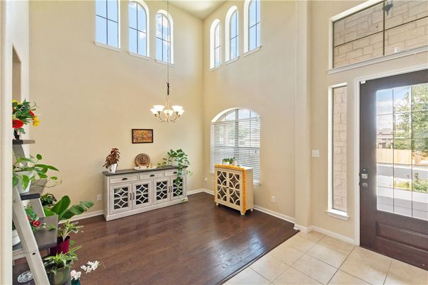 Chandelier, Interior, Wood Texture Flooring