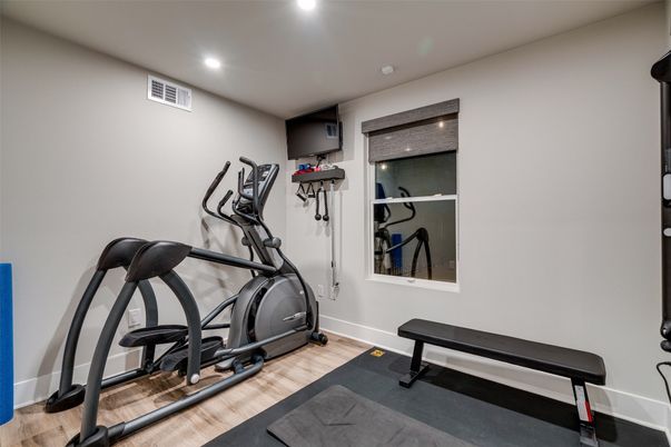 Fitness Equipment, Interior, Recessed Lighting, Wood Texture Flooring