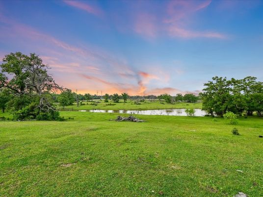 Backyard, Exterior, Lake