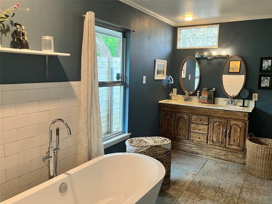 Bathroom, Dual Sink Vanities, Free Standing Baths, Interior