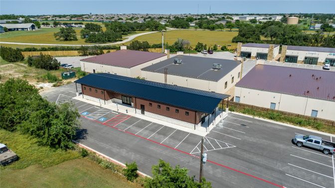 Exterior, Drone