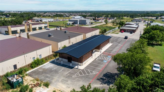 Exterior, Drone