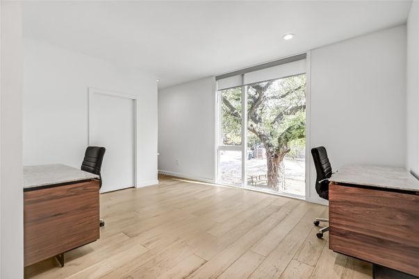 Home Office, Interior, Recessed Lighting, Wood Texture Flooring