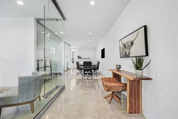 Dining room, Interior, Recessed Lighting