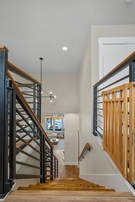 Interior, Pendant Lights, Recessed Lighting, Wood Texture Flooring